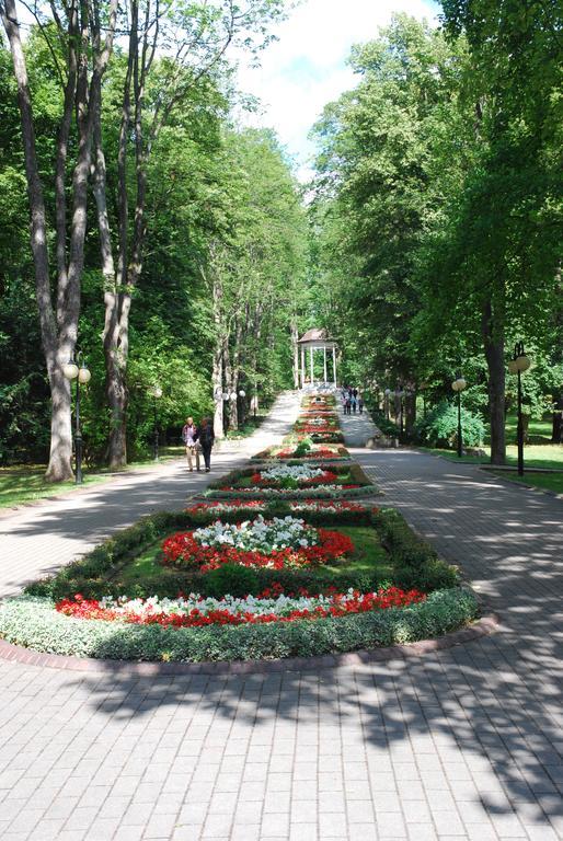 Apartament Parkowy W Polanicy Zdroj Поляниця-Здруй Екстер'єр фото